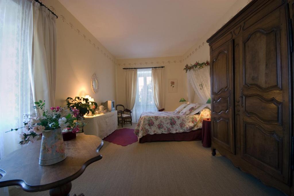 Hotel Le Castel Du Mont Boise Montboucher-sur-Jabron Pokój zdjęcie