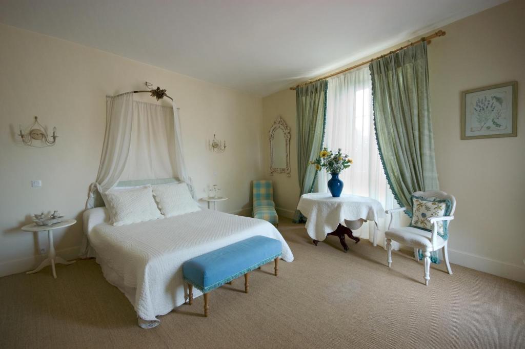 Hotel Le Castel Du Mont Boise Montboucher-sur-Jabron Zewnętrze zdjęcie